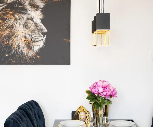 Ct-gold - Malina - Nahe Atrio Und Therme فيلاخ